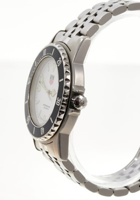 Lot 553 - Gentlemen's Tag Heuer stainless steel wristwatch