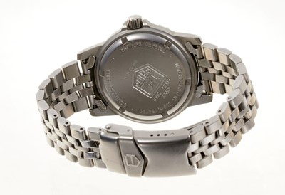Lot 553 - Gentlemen's Tag Heuer stainless steel wristwatch