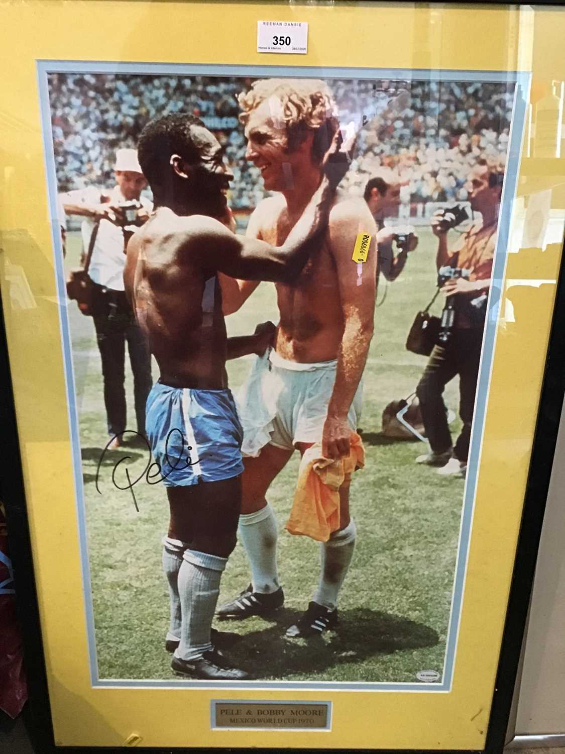 Pele and Bobby Moore swapping shirts at Mexico 70 is one of game's most  iconic images and great moment of sportsmanship