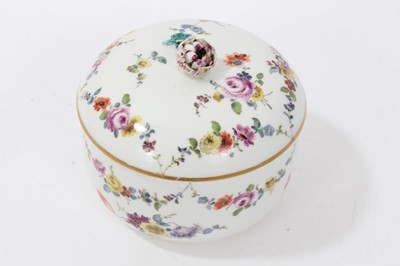 Lot 154 - Meissen sucrier and cover, circa 1775