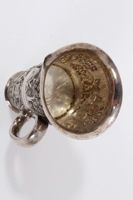 Lot 322 - Indian silver measure
