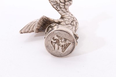 Lot 324 - Victorian silver desk seal