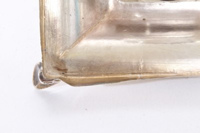 Lot 335 - Early Edwardian silver inkwell of square pyramid form.