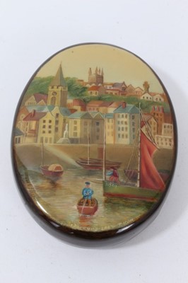 Lot 634 - Four Russian lacquer boxes