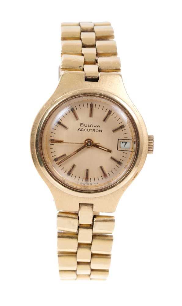 Lot 620 - Ladies 18ct gold Bulova Accutron wristwatch