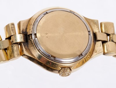 Lot 620 - Ladies 18ct gold Bulova Accutron wristwatch