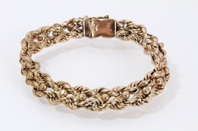 Lot 466 - 9ct gold bracelet