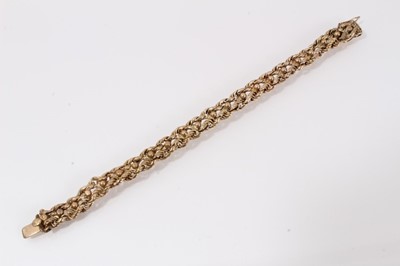 Lot 466 - 9ct gold bracelet