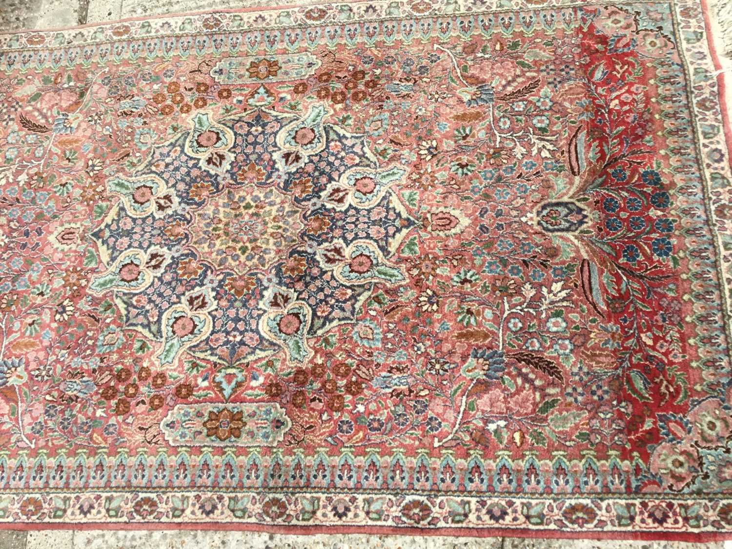 Lot 1411 - Kashan style rug, with central foliate