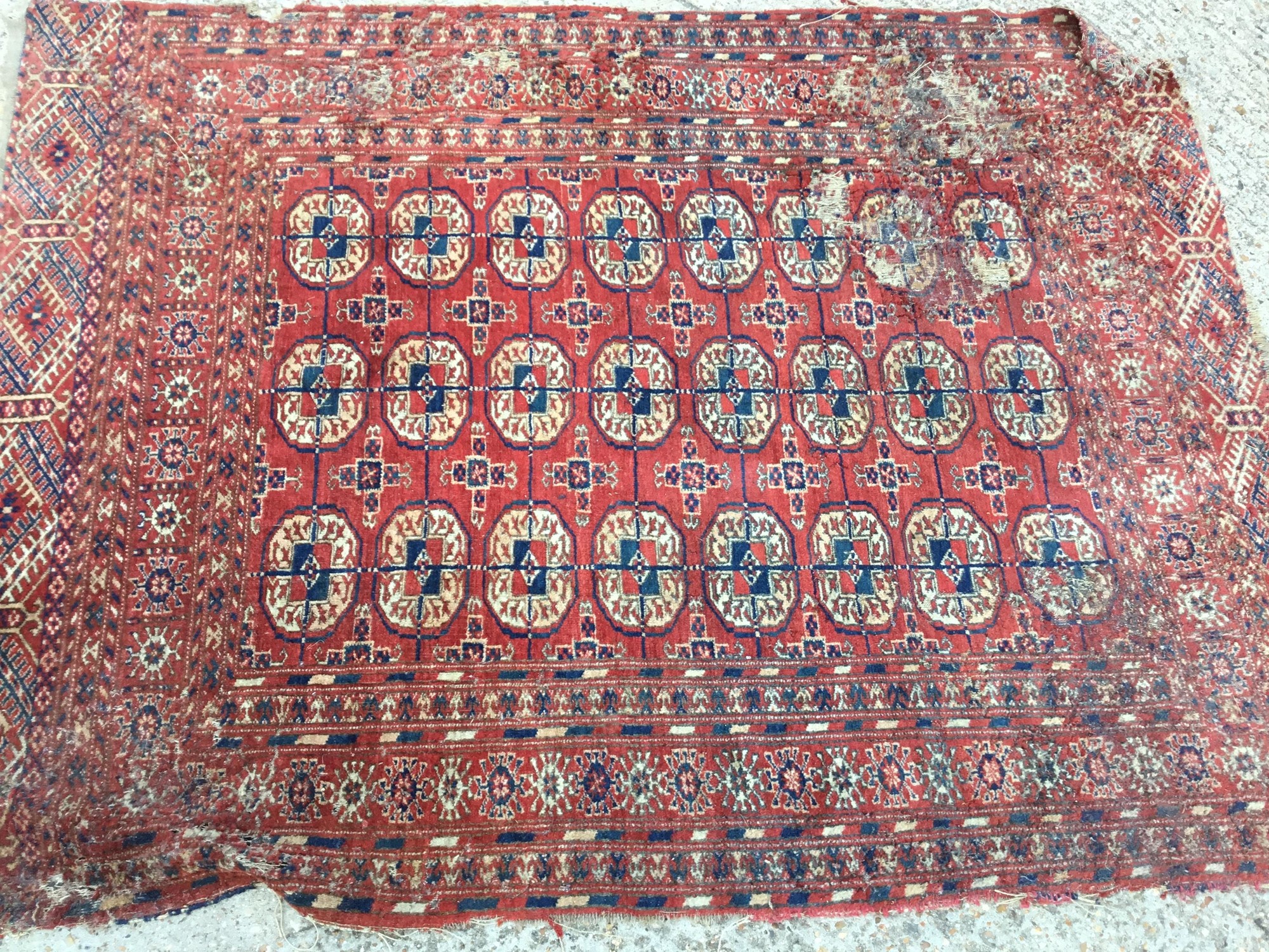 Lot 1416 Group of Eastern rugs (5)