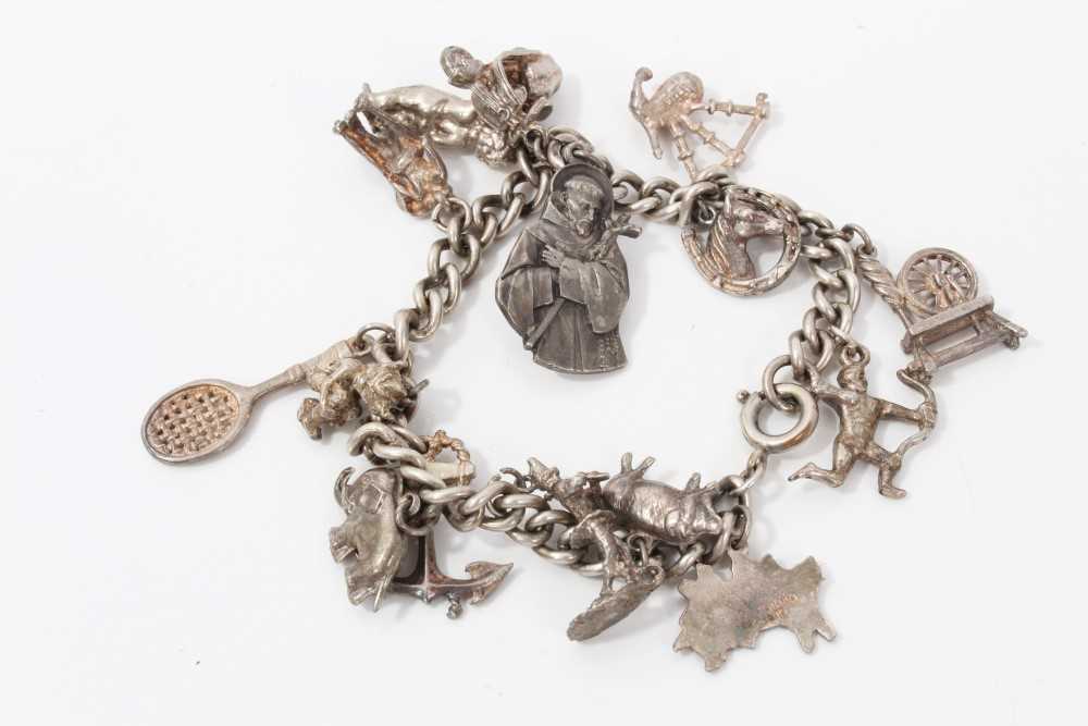 Lot 152 - Silver charm bracelet