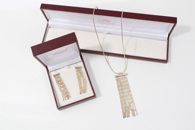 Lot 43 - Silver tassel pendant necklace and matching pair earrings, boxed