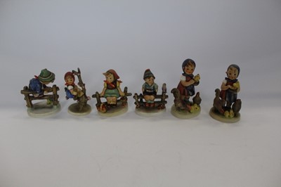 Lot 937 - Six Hummel figures including Feeding Time, Restreat To Safety