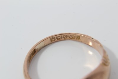 Lot 82 - Five gold rings