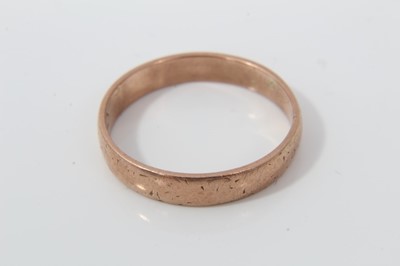 Lot 82 - Five gold rings
