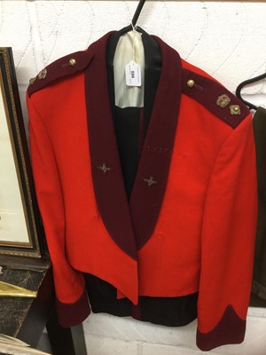 Lot 596 - Elizabeth II Lieutenant Colonels' Parachute Regiment Mess Dress Jacket