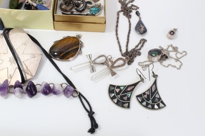 Lot 111 - Group silver jewellery, semi precious gem set jewellery, crystals and bijouterie
