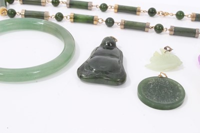 Lot 114 - Group Chinese hard stone jewellery including jade, two Buddha pendants and 14ct gold mounted green hardstone pendant