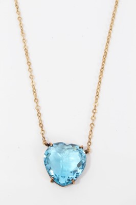 Lot 514 - Blue topaz pendant on gold chain