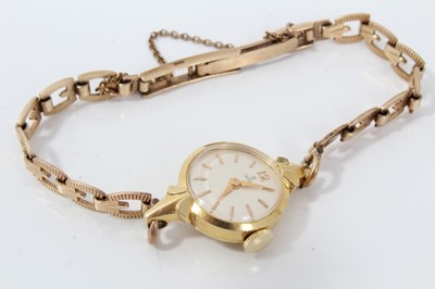 Lot 141 - Ladies Tudor 18ct gold cased wristwatch on 9ct gold bracelet
