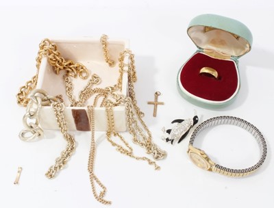 Lot 167 - 18ct gold wedding ring, 9ct gold cross pendant and costume jewellery