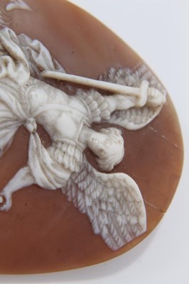 Lot 180 - Carved shell cameo