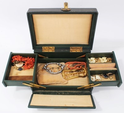 Lot 237 - Jewellery box containing antique and later jewellery