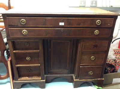 Lot 875 - Georgian kneehole desk