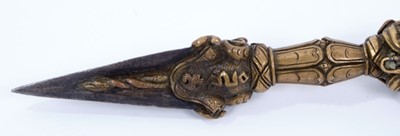 Lot 819 - Fine quality antique Tibetan bronze ceremonial dagger