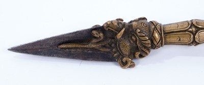 Lot 775 - Fine quality antique Tibetan bronze ceremonial dagger