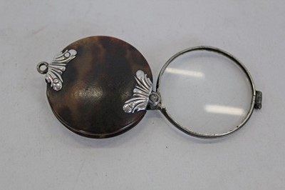 Lot 2128 - Silver mounted tortoiseshell eyeglass