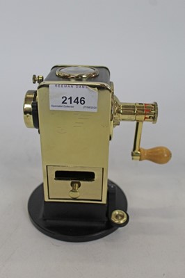 Lot 2146 - Desk top pencil sharpener