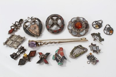 Lot 265 - Group Scottish hard stone brooches, silver and kilt pin