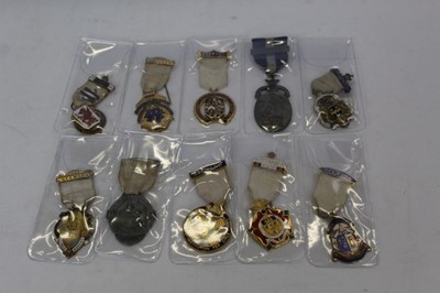 Lot 339 - Group of 10 War Time economy plastic issue and other Masonic Jewels