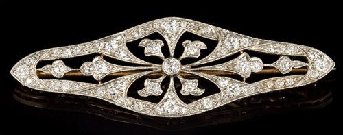 Lot 606 - 1920s diamond plaque brooch, the lozenge-shape...