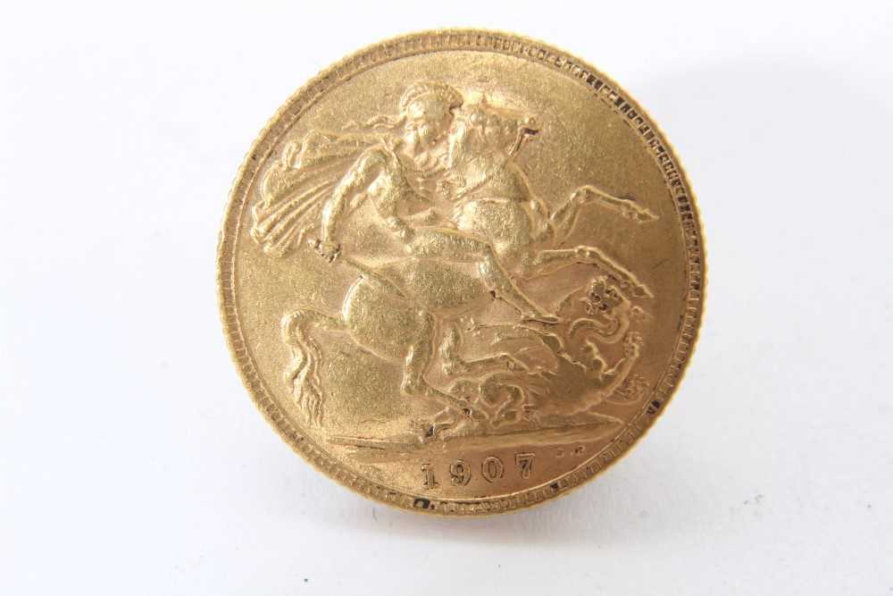 Lot 411 - G.B. - Gold Sovereign Edward VII 1907 VF