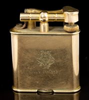 Lot 612 - 1930s Dunhill 9ct gold cigarette lighter,...