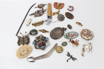 Lot 328 - Good group of antique and vintage costume jewellery including a silver locket, Satsuma buckle and Scottish Hardstone brooch