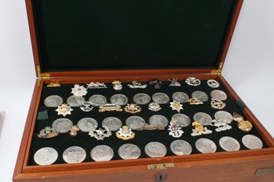 Lot 335 - Great British Regiments - A Collection of Fifty-Two Elizabeth II Silver Medallions, by The Birmingham Mint, Set No. 0281, weight 75ozs, accompanied by cap badges and contained in mahogany and brass...