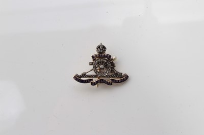 Lot 575 - Good Quality 14ct Gold and Platinum Royal Artillery Sweetheart brooch with enamel decoration and set with diamonds and a seed pearl, marked 14ct & plat.