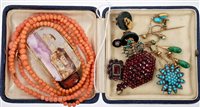 Lot 618 - Group of antique jewellery - to include a...