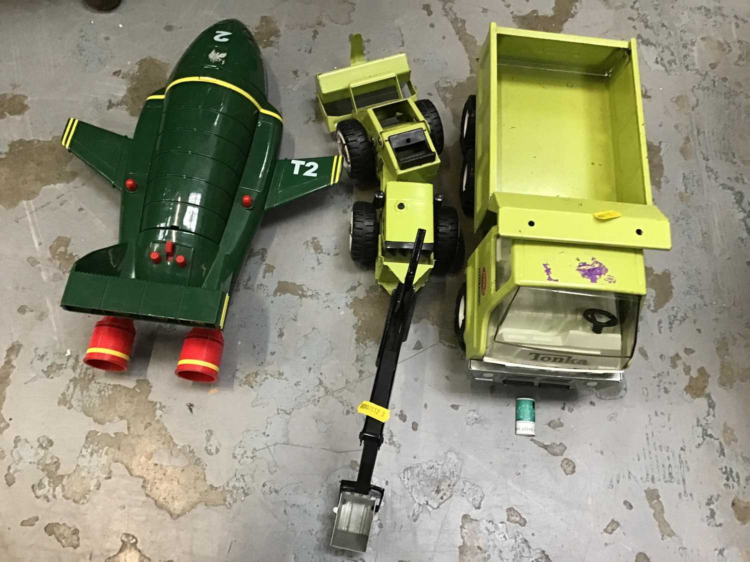 Lot 523 Group of children's annuals together with