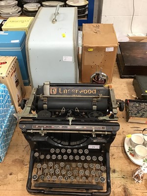 Lot 71 - 1920s Underwood typewriter, 1950s child’s ‘Essex Sewing Machine’ with original box and instructions, and a vintage Singer sewing machine