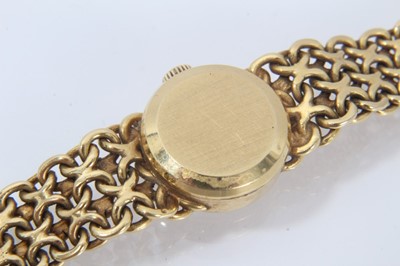 Lot 608 - Ladies Omega 18ct gold wristwatch