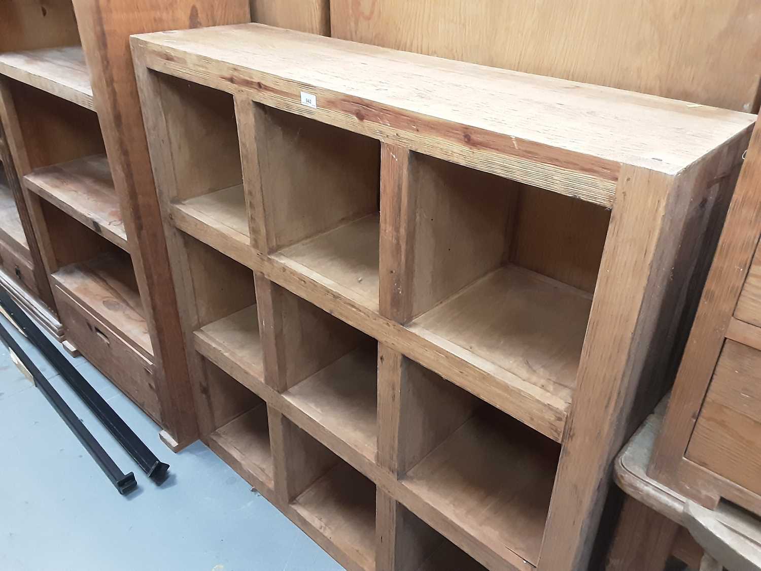 Lot 942 - Hardwood display unit