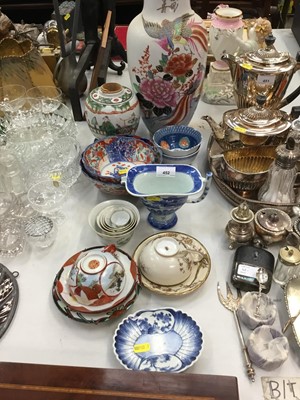 Lot 452 - Antique and later Chinese and Japanese ceramics