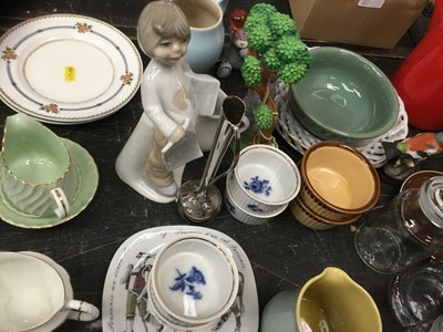 Lot 166 - Assorted china and glassware