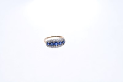 Lot 542 - Late Victorian sapphire and diamond ring