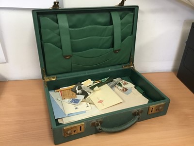 Lot 292 - Mid 20th century green leather writing case with fitted interior, 36cm x 23cm
