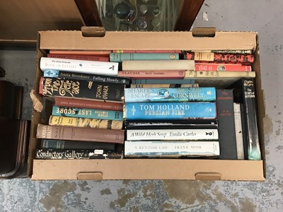 Lot 120 - Large quantity of folio society and books, to include history and others